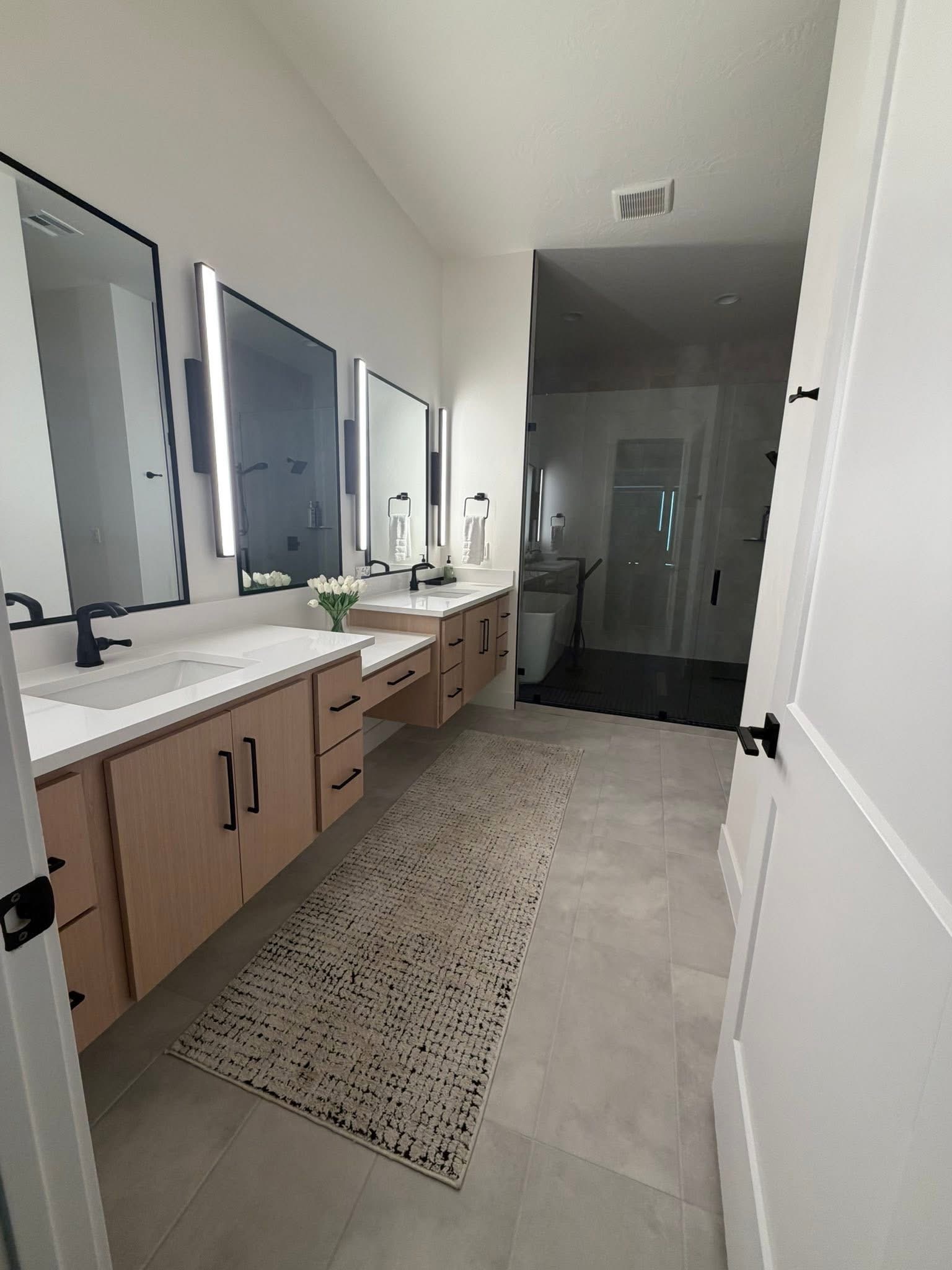 Clean master bathroom